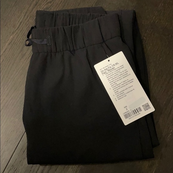 Lululemon On The Fly 7/8 WL Pant